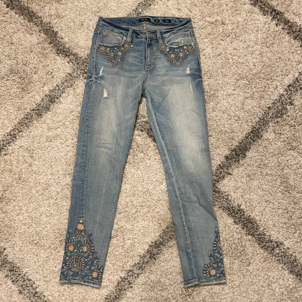 Light denim Miss Me jeans size 26